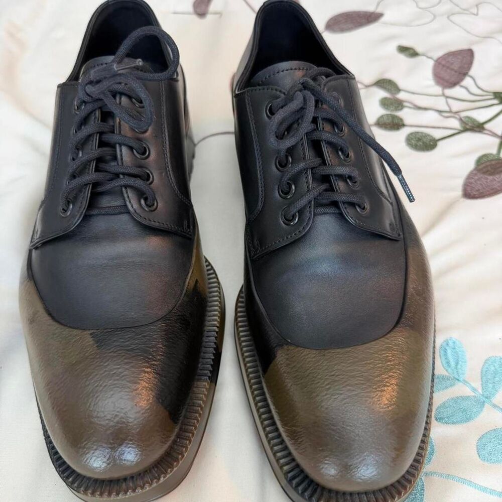 Prada Men's Black and Grey Oxfords